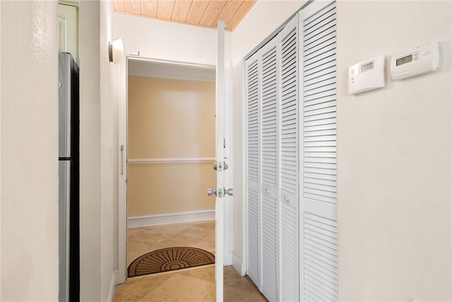 855 Dahlia Lane 102, Vero Beach, FL 32963