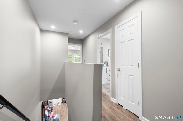 9 Columbus Avenue, Greenwich, CT 06830