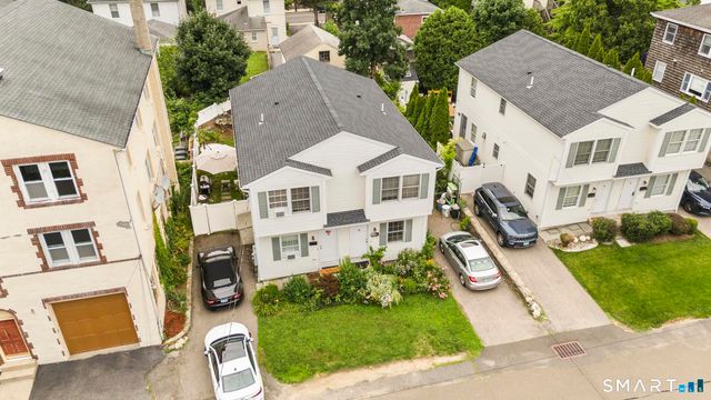 9 Columbus Avenue, Greenwich, CT 06830