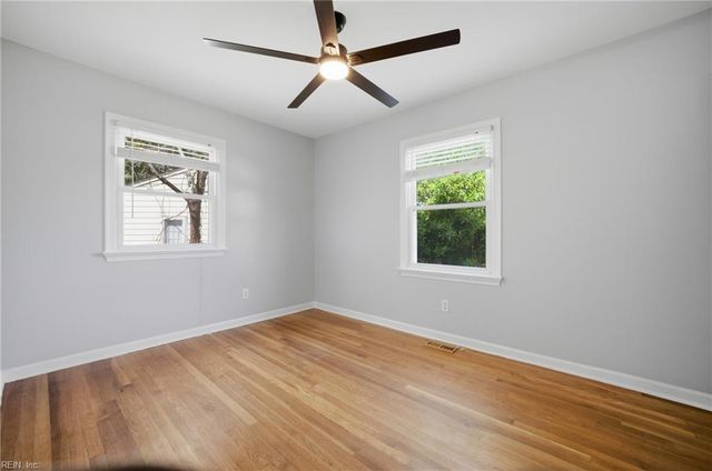 219 Goode DR, Newport News, VA 23602