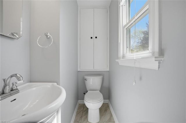 219 Goode DR, Newport News, VA 23602