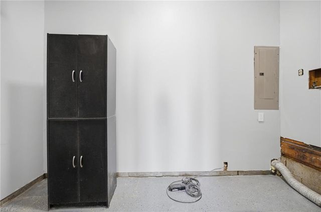 219 Goode DR, Newport News, VA 23602