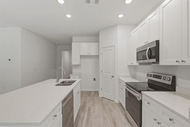 24534 PAUL STREET, Sorrento, FL 32776