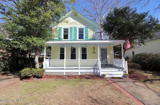 145 E Massachusetts Avenue, Southern Pines, NC 28387