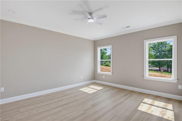 2107 Medhurst Drive, Greensboro, NC 27410