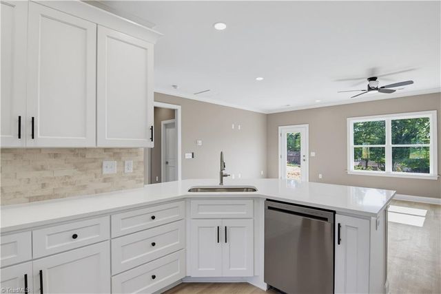 2107 Medhurst Drive, Greensboro, NC 27410