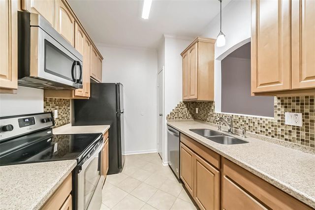 9850 Pagewood Lane 1902, Houston, TX 77042