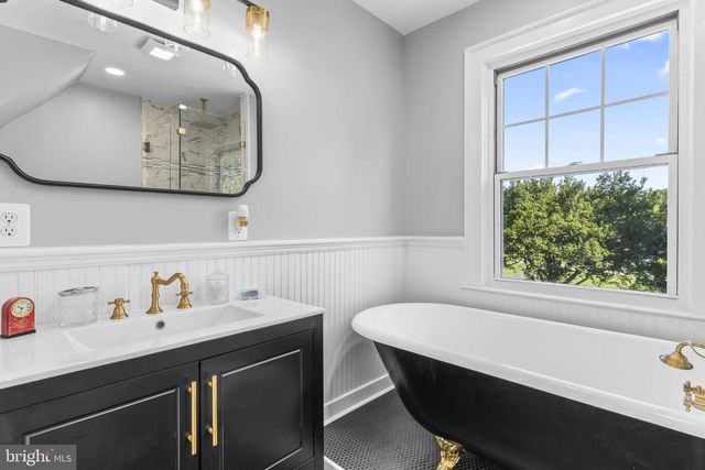 525 SMALL REWARD RD, Huntingtown, MD 20639
