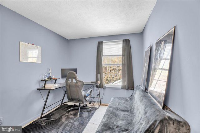 195 VILLA KNOLL CT, Sicklerville, NJ 08081