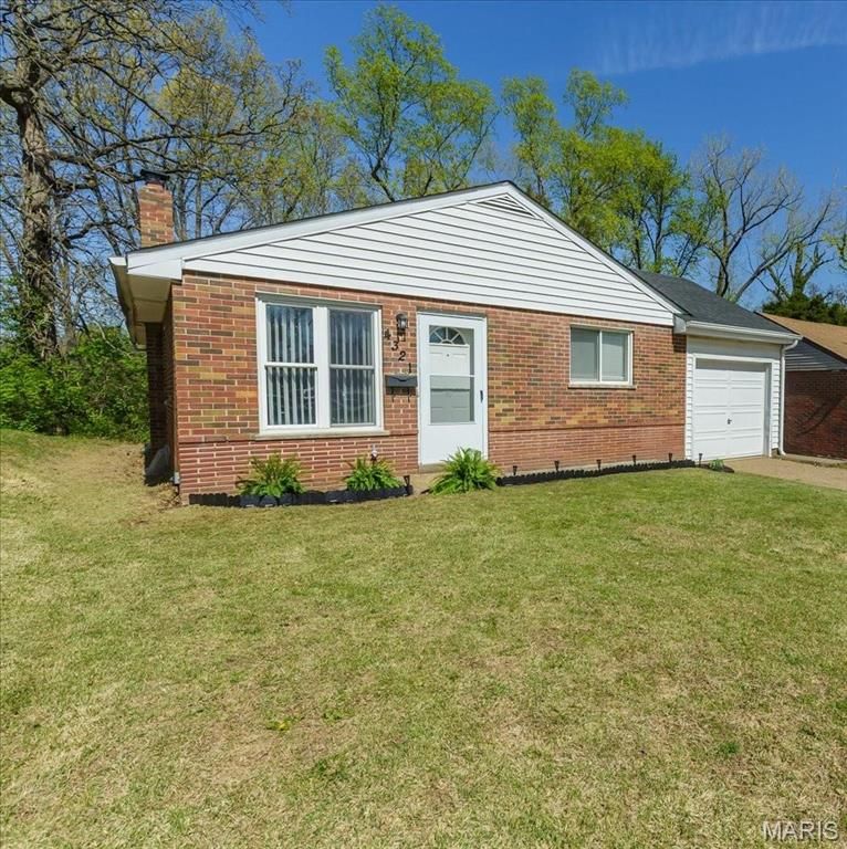 4321 Melba Avenue, St Louis, MO 63121