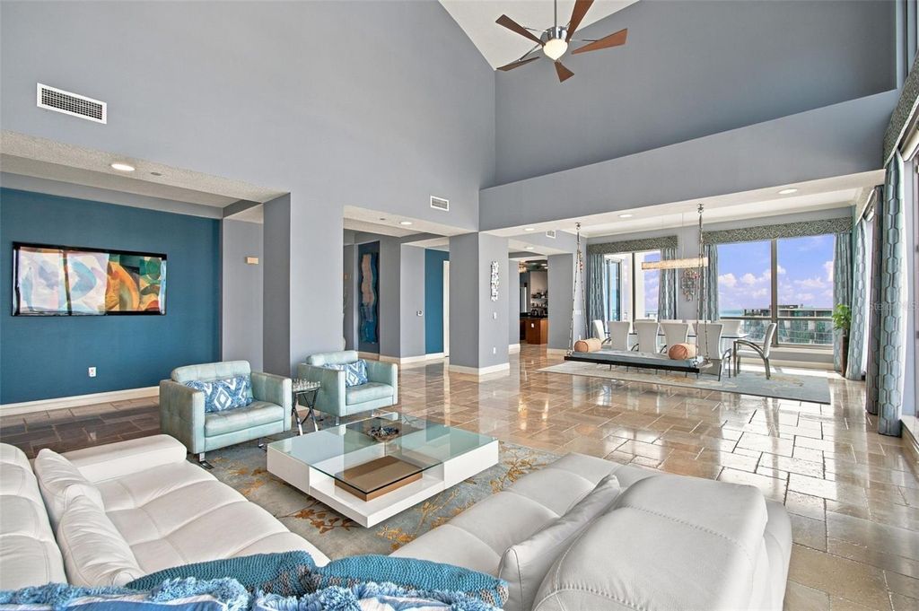 Image 17 of property listing at 1209 E CUMBERLAND AVENUE 2901, Tampa, FL 33602