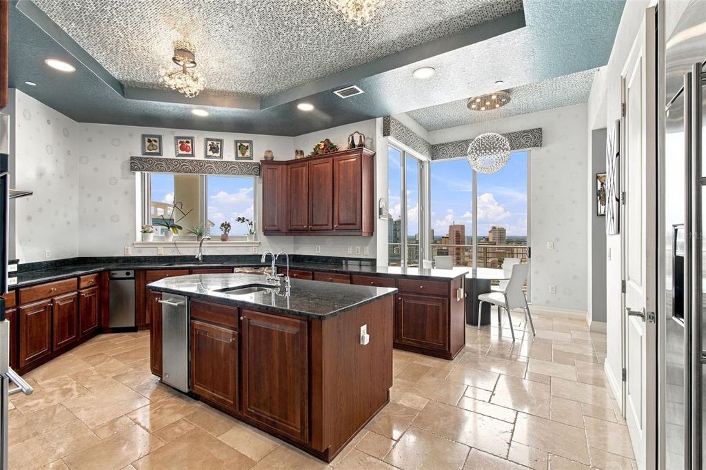 Image 25 of property listing at 1209 E CUMBERLAND AVENUE 2901, Tampa, FL 33602