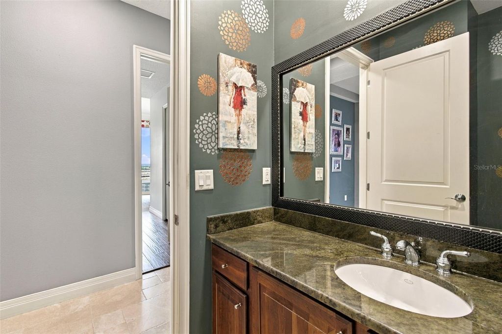 Image 46 of property listing at 1209 E CUMBERLAND AVENUE 2901, Tampa, FL 33602
