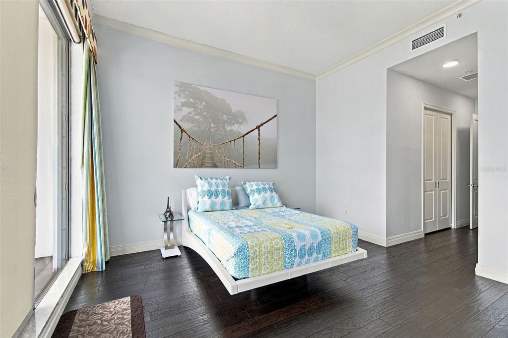 Image 50 of property listing at 1209 E CUMBERLAND AVENUE 2901, Tampa, FL 33602