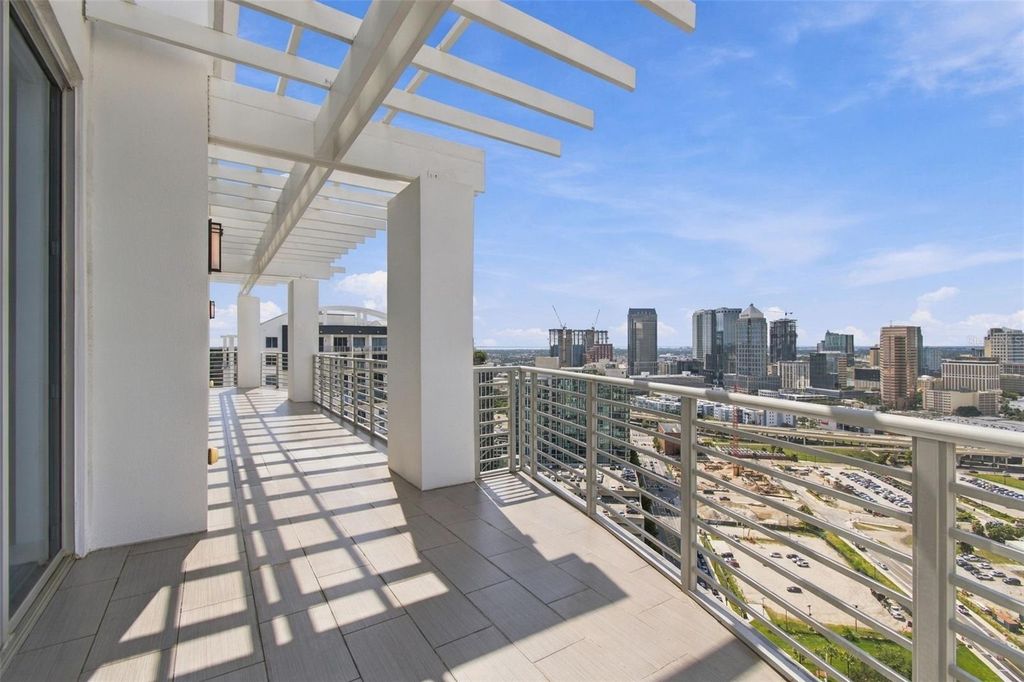 Image 62 of property listing at 1209 E CUMBERLAND AVENUE 2901, Tampa, FL 33602