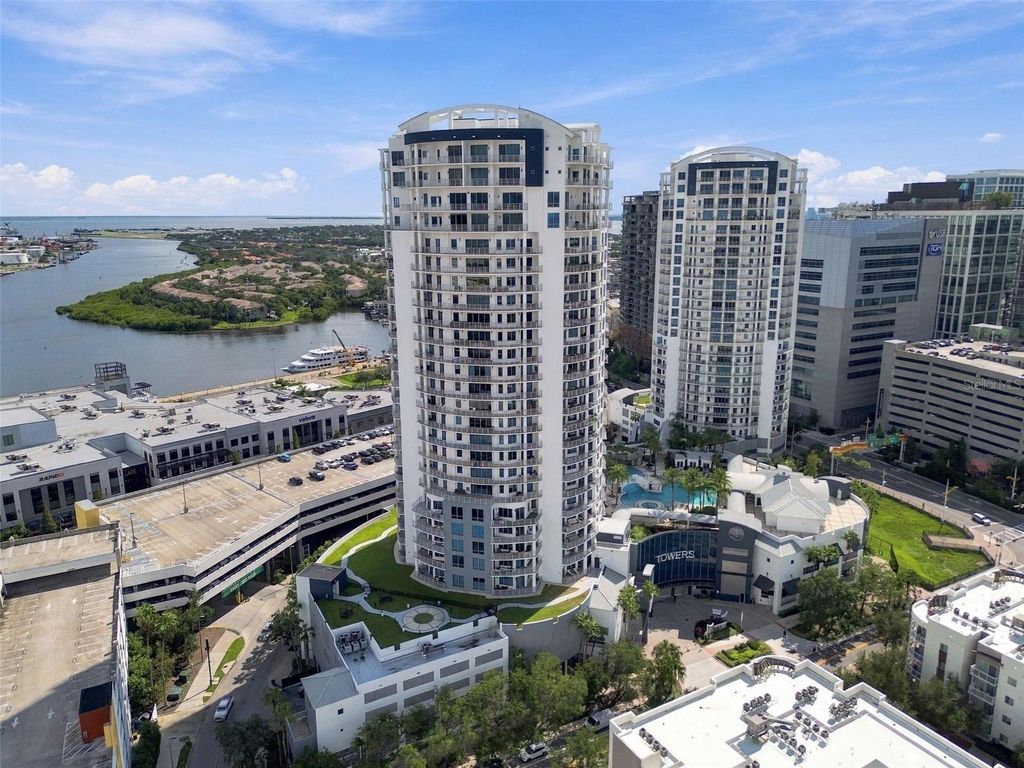 Image 77 of property listing at 1209 E CUMBERLAND AVENUE 2901, Tampa, FL 33602