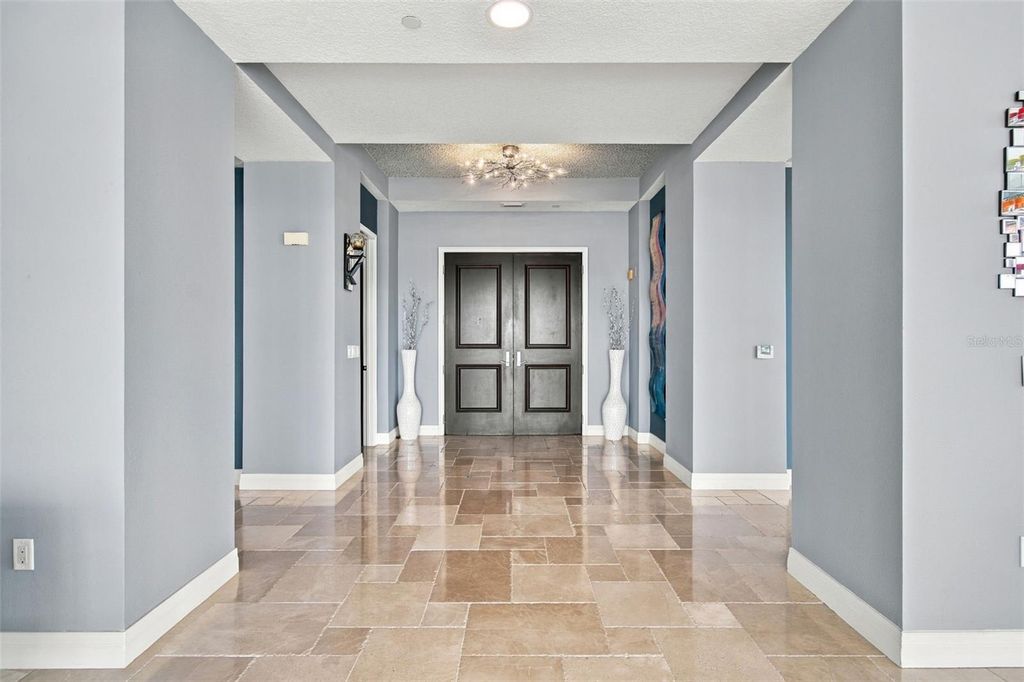 Image 9 of property listing at 1209 E CUMBERLAND AVENUE 2901, Tampa, FL 33602