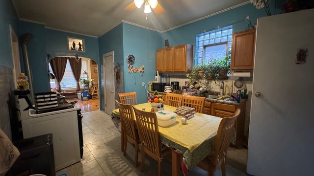 3026 S Saint Louis Avenue, Chicago, IL 60623