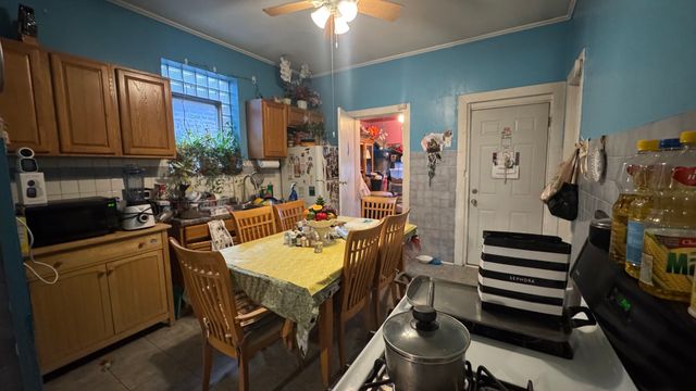 3026 S Saint Louis Avenue, Chicago, IL 60623