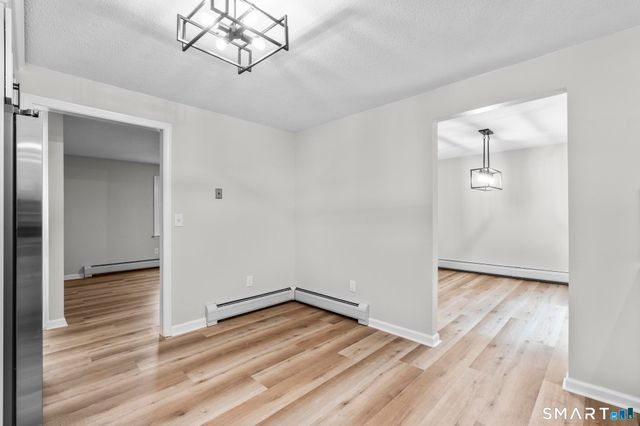 32 Woodhaven Drive, Burlington, CT 06013