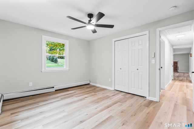 32 Woodhaven Drive, Burlington, CT 06013