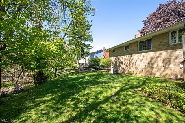 7704 Cecelia Drive, Parma, OH 44134