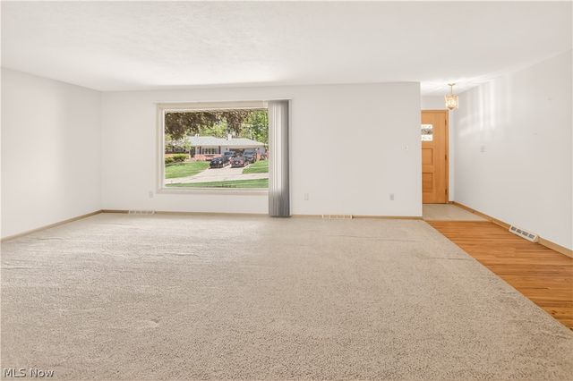 7704 Cecelia Drive, Parma, OH 44134