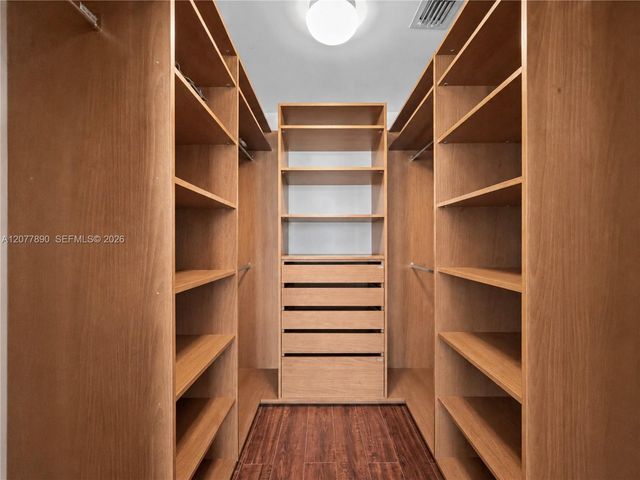 495 Brickell Avenue 2707, Miami, FL 33131