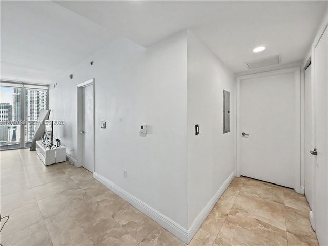 495 Brickell Avenue 2707, Miami, FL 33131