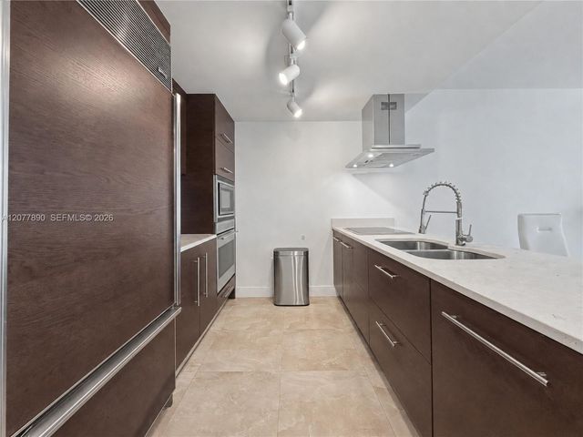 495 Brickell Avenue 2707, Miami, FL 33131