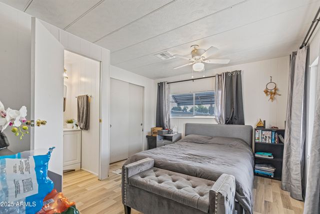 8401 N 67 Avenue 128, Glendale, AZ 85302