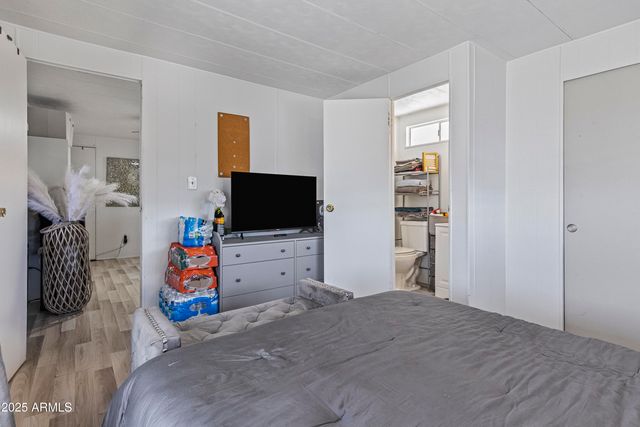 8401 N 67 Avenue 128, Glendale, AZ 85302