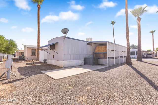 8401 N 67 Avenue 128, Glendale, AZ 85302