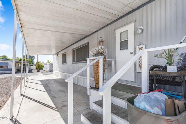 8401 N 67 Avenue 128, Glendale, AZ 85302