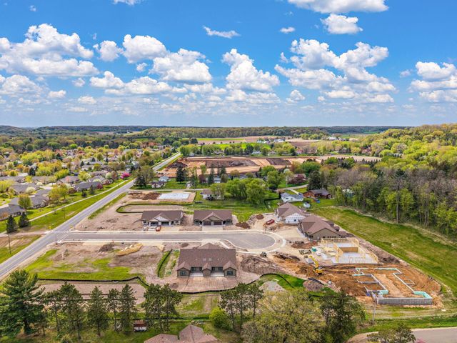 1079 Legend Lane, River Falls, WI 54022