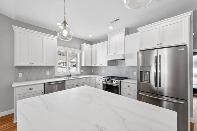1079 Legend Lane, River Falls, WI 54022