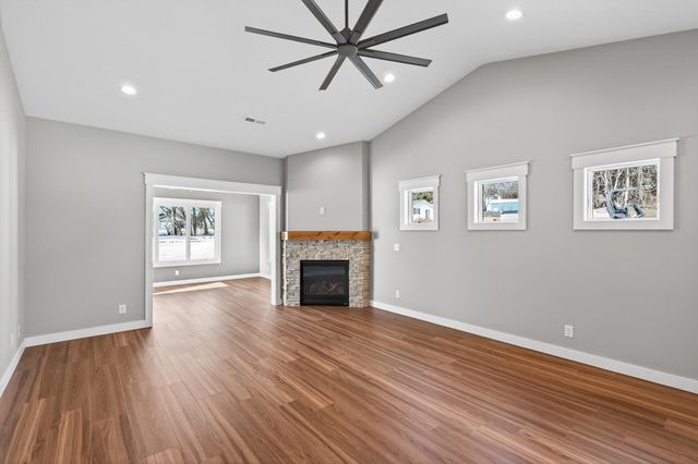 1079 Legend Lane, River Falls, WI 54022