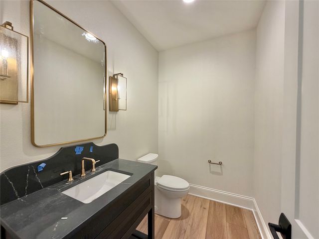 10321 Thorne Drive, West Des Moines, IA 50266