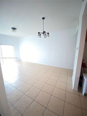 650 Palm Ave 4-A8, Hialeah, FL 33010