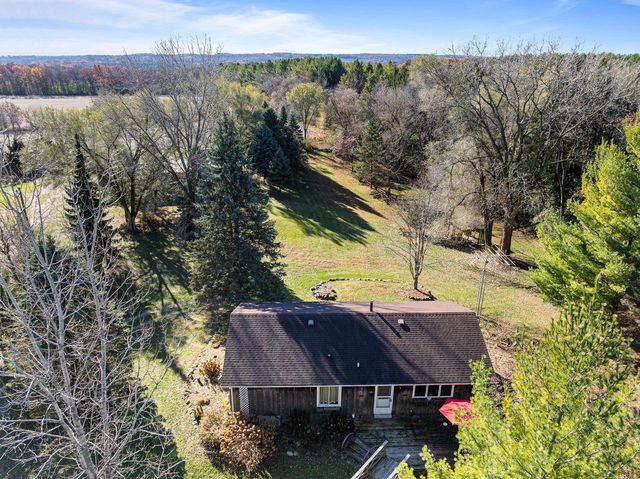 W1049 County Road D, Burlington, WI 53105