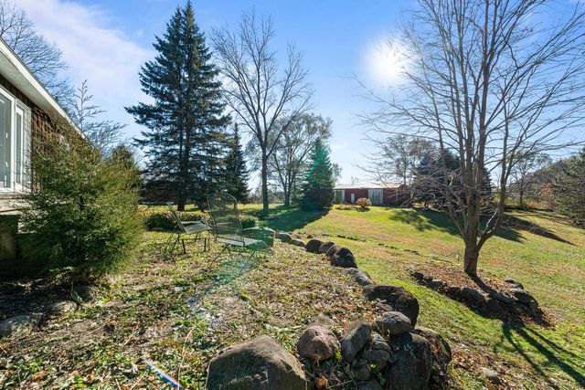 W1049 County Road D, Burlington, WI 53105