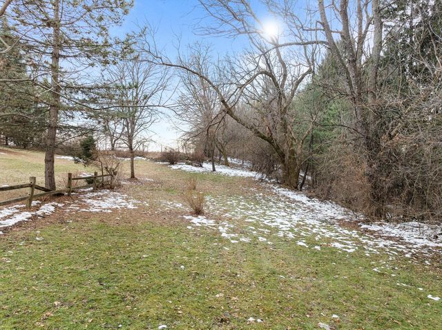 W1049 County Road D, Burlington, WI 53105