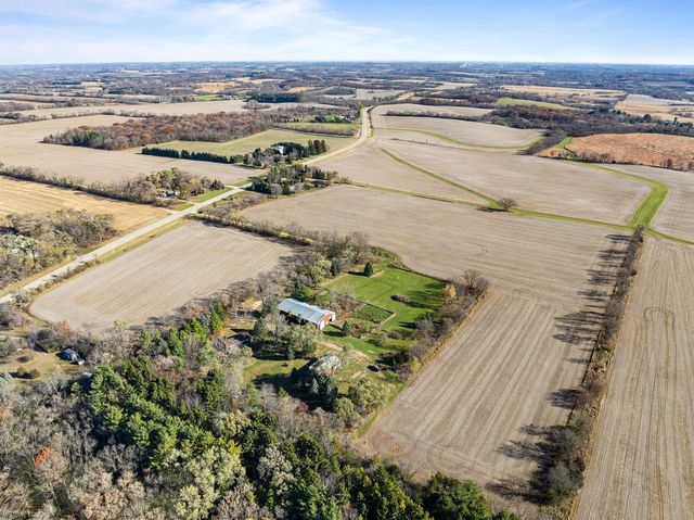 W1049 County Road D, Burlington, WI 53105