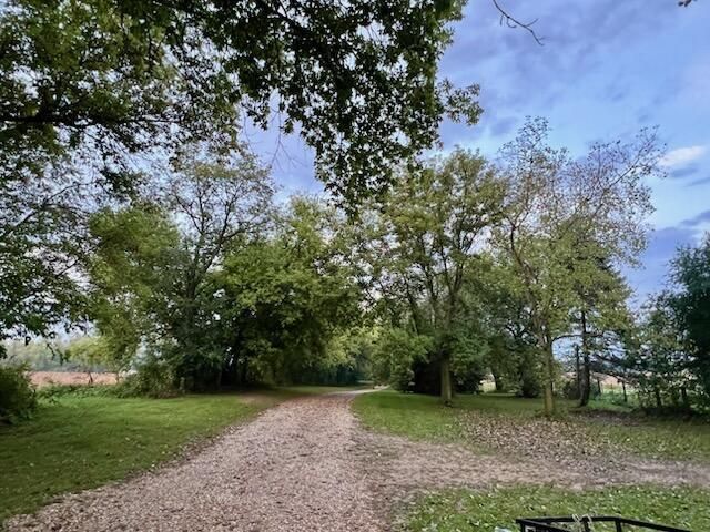 W1049 County Road D, Burlington, WI 53105