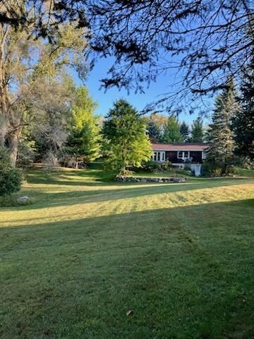 W1049 County Road D, Burlington, WI 53105