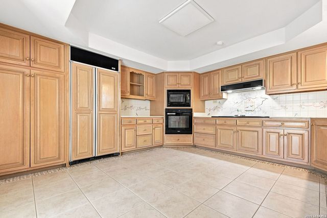 7430 Wild Eagle St, San Antonio, TX 78255