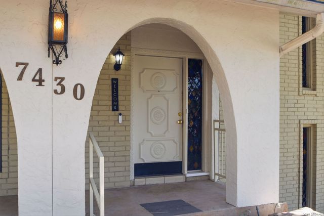 7430 Wild Eagle St, San Antonio, TX 78255