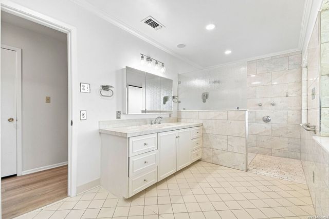 7430 Wild Eagle St, San Antonio, TX 78255