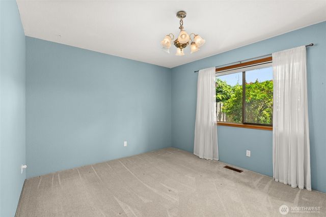 1677 North Fork Road, Chehalis, WA 98532