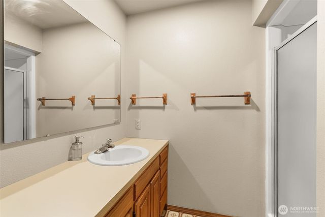 1677 North Fork Road, Chehalis, WA 98532